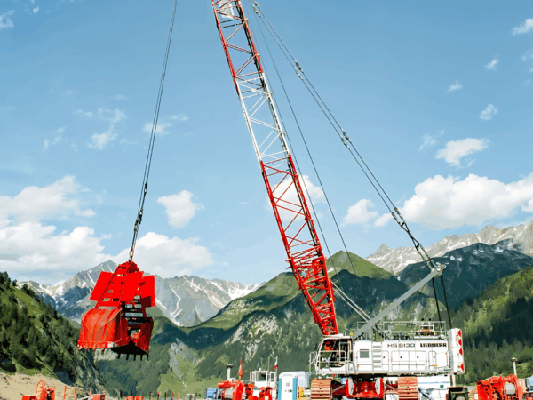 Liebherr HS 8130 rupskraan