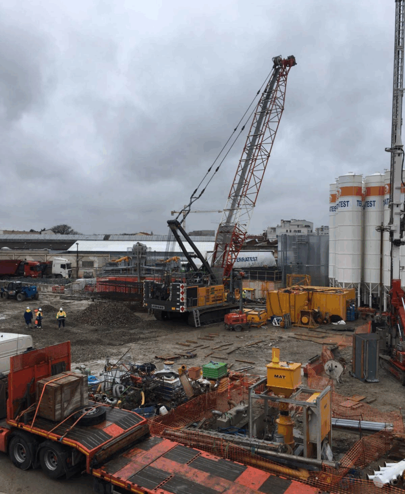 Liebherr HS 8130 rupskraan