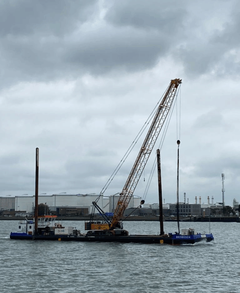 Liebherr LR 1160 rupskraan hijst zware lading