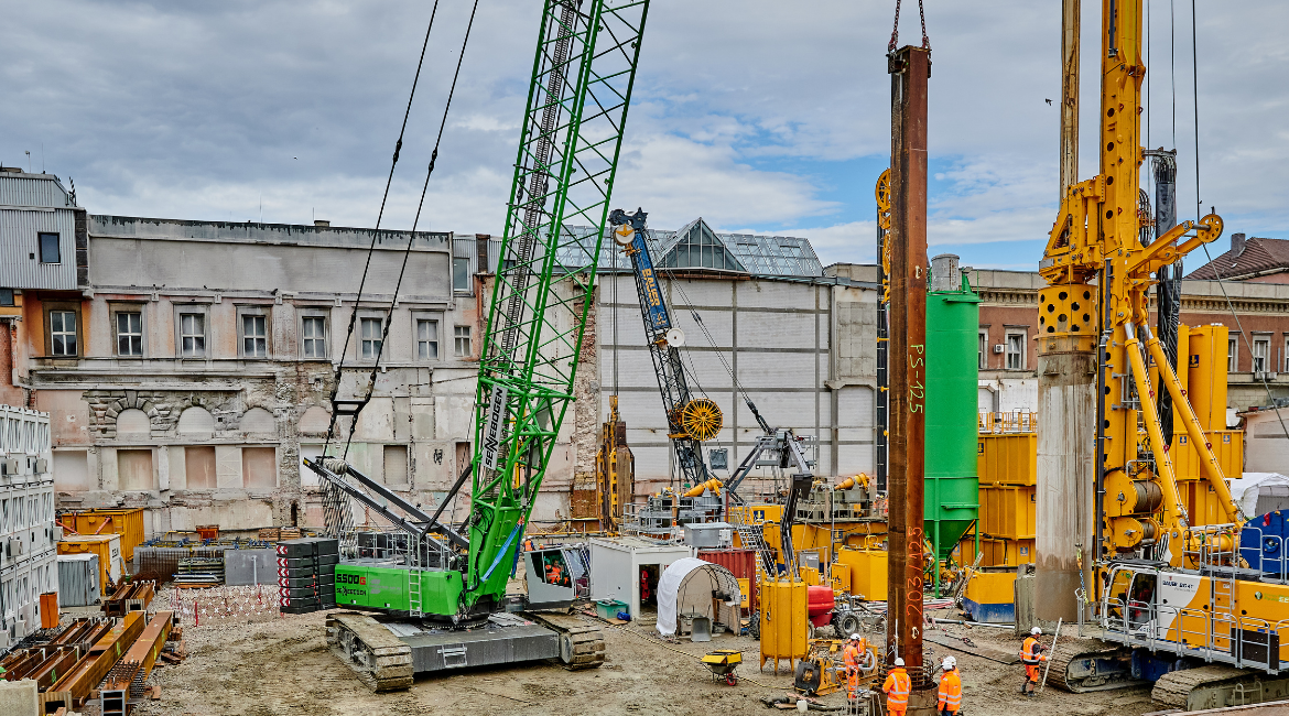 Project munchen Zwagerman VMT BV Sennebogen 5500‑200 G-Series rupskraan in gebruik bij tunnelbouw in München door Zwagerman VMT