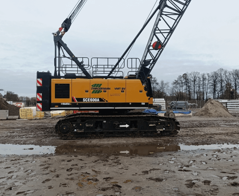 SANY SCE 600A rupskraan uit 2022 in actie op een bouwlocatie